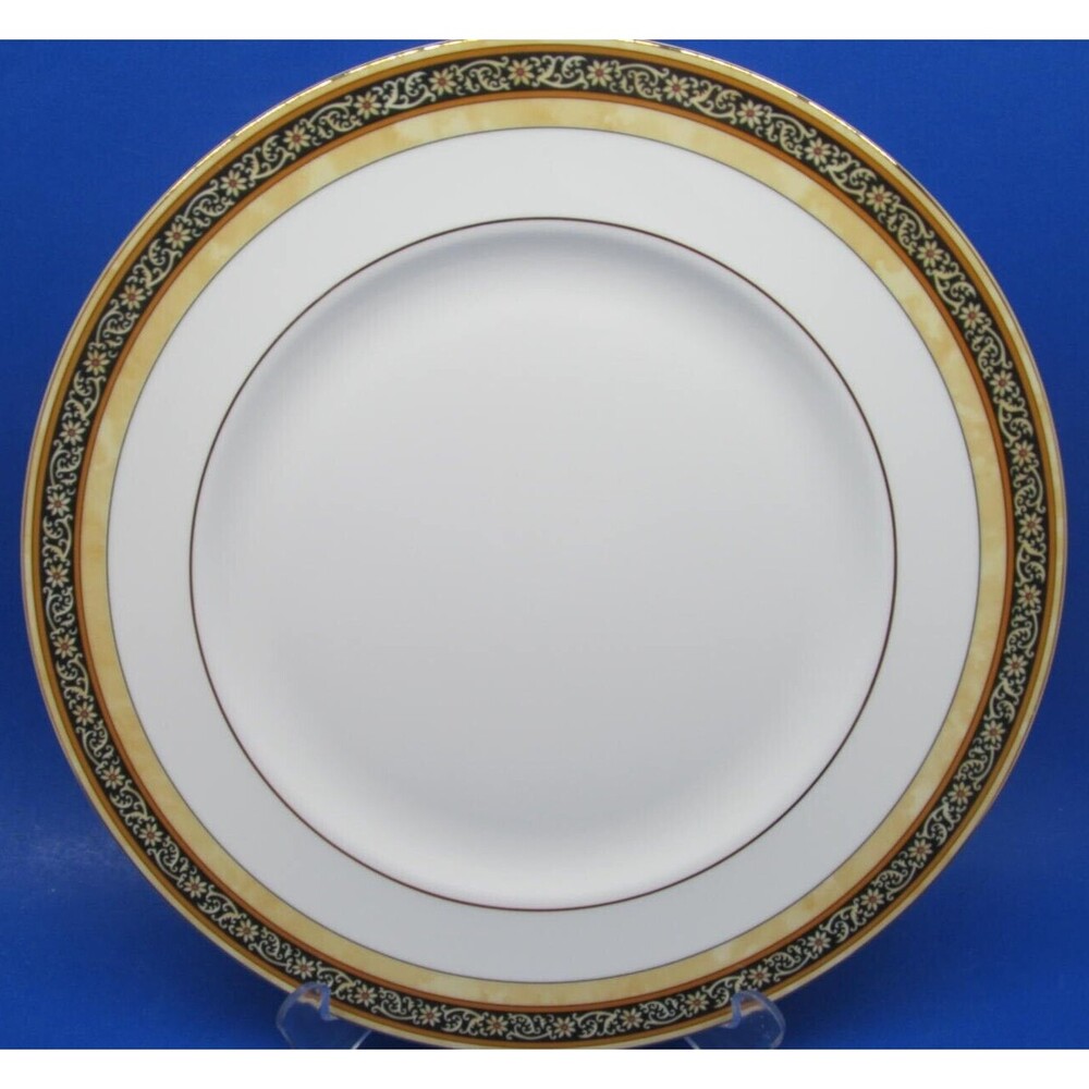 Wedgwood India Pattern 10 3/4" Dinner Plate England Discontinued